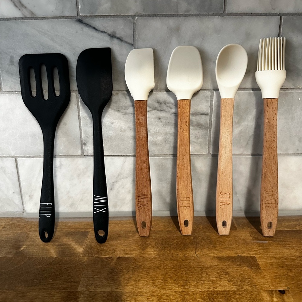 Rae Dunn Nylon Non-Scratch Small Kitchen Utensils Set of 6 (Used)